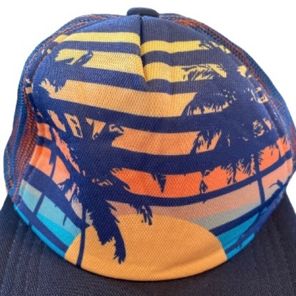 Tommy Bahama Kids Mesh Snapback Hat Hawaiian Sunset Beach Palm Tree - Picture 3 of 9